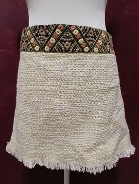 Zara Trf Collection Size S Ivory Tweed Embroidered Floral Boho Skirt
